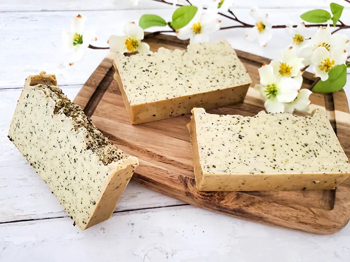 How to Make Green Tea Soap: Simple Melt and Pour Recipe