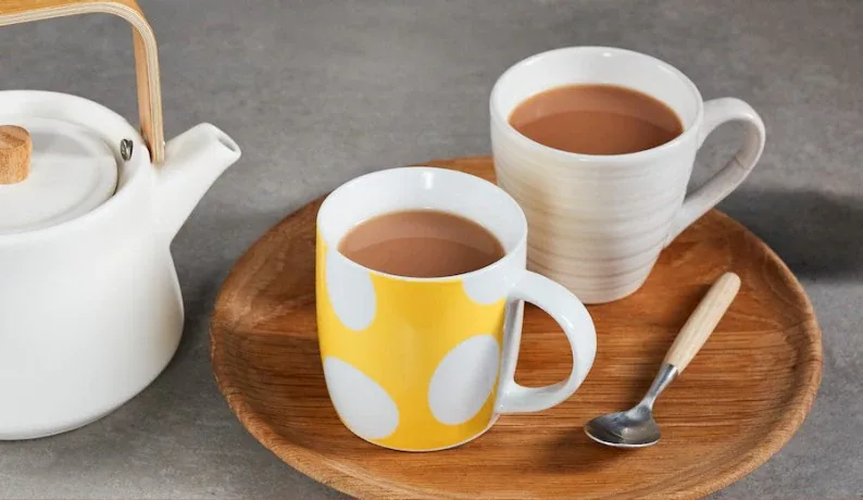 Black Tea with Milk and Honey: A Simple and Delicious Treat