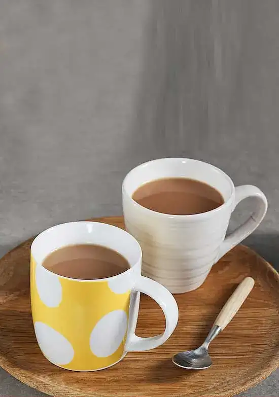 Black Tea with Milk and Honey: A Simple and Delicious Treat