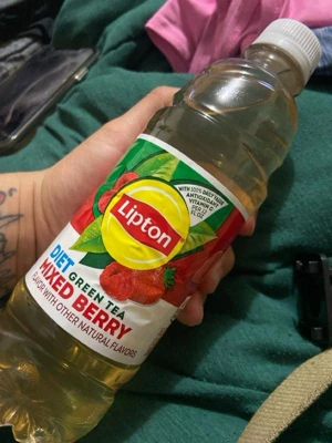 Lipton Green Tea Berry: What are the reviews and is this tasty drink worth buying for you?